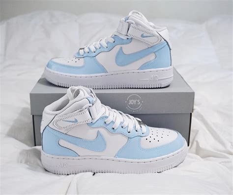 light blue nike sneakers